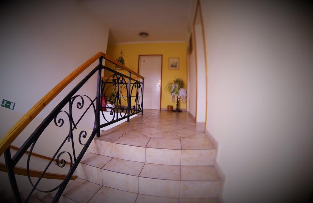 B&B Villa Evandjelina Sremska Kamenica Buitenkant foto