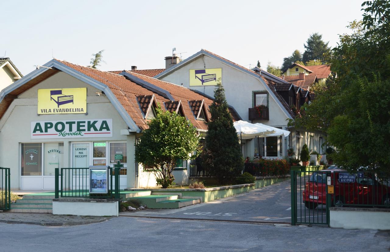 B&B Villa Evandjelina Sremska Kamenica Buitenkant foto